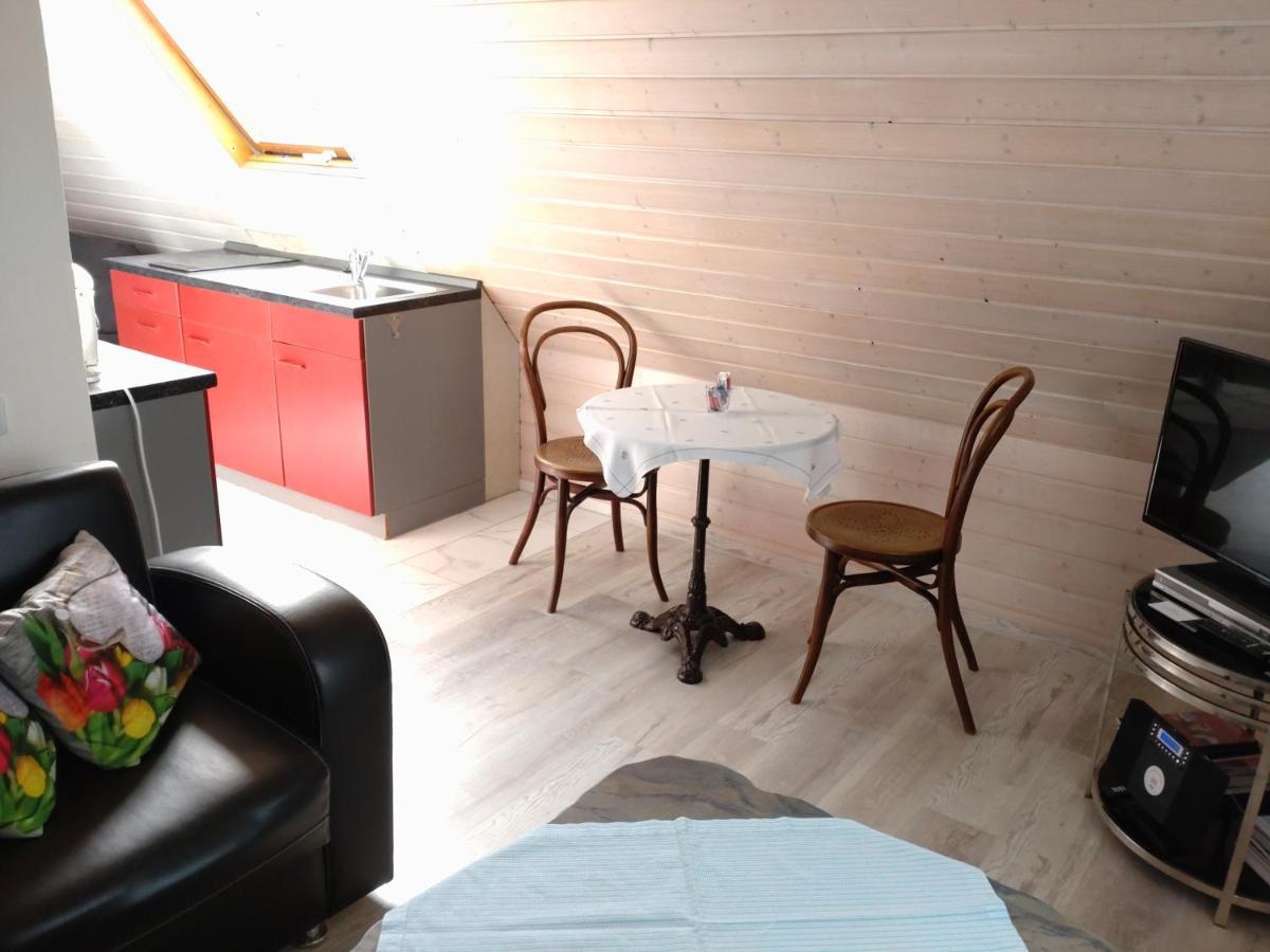 FDH Appartement Michaela Bucher Mit Ladesaeule מראה חיצוני תמונה